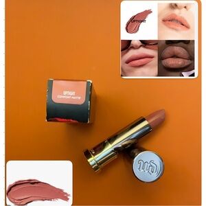 Urban Decay Comfort matte lipstick Uptight